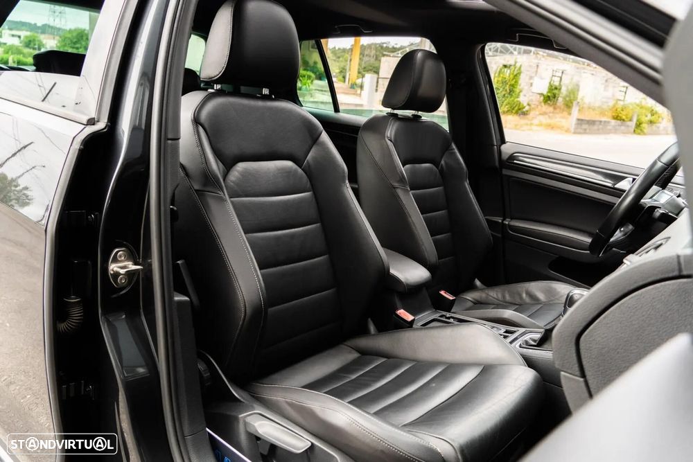 VW Golf 2.0 TDI GTD DSG - 24