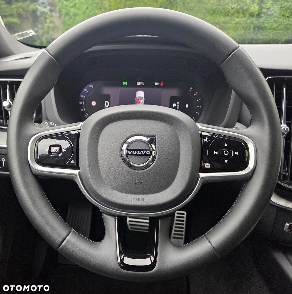 Volvo XC 60 B4 D Ultimate Dark - 31