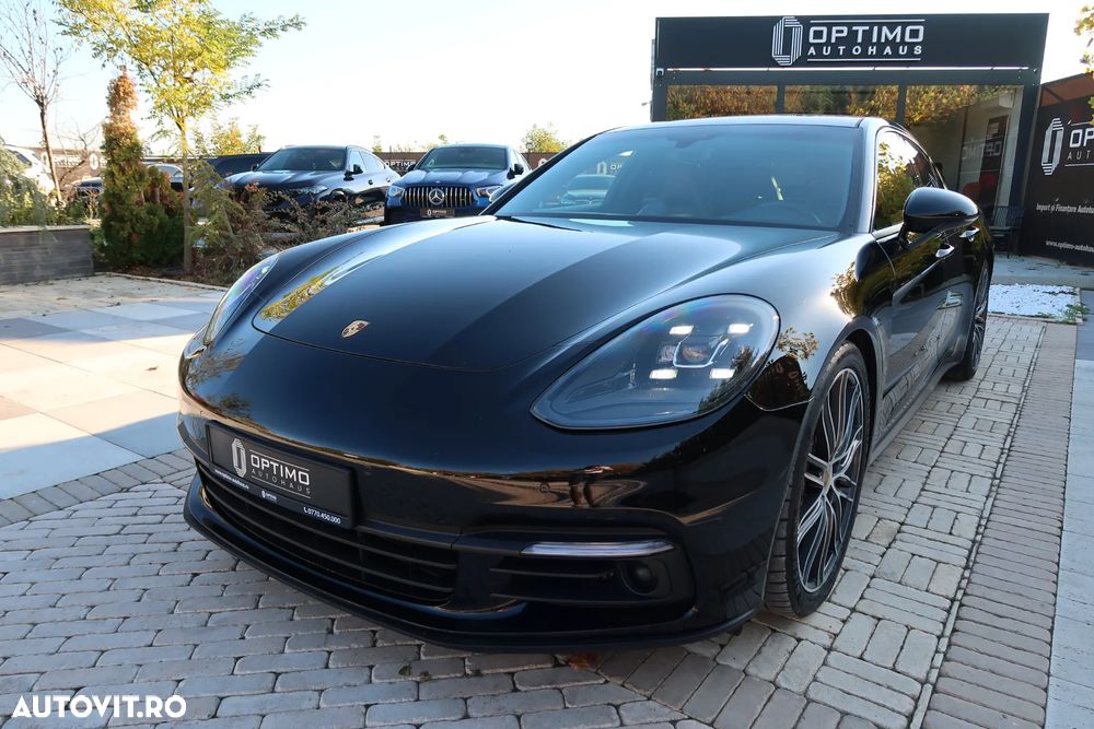 Porsche Panamera - 3