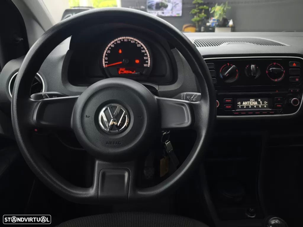 VW Up! 1.0 BlueMotion Move - 24