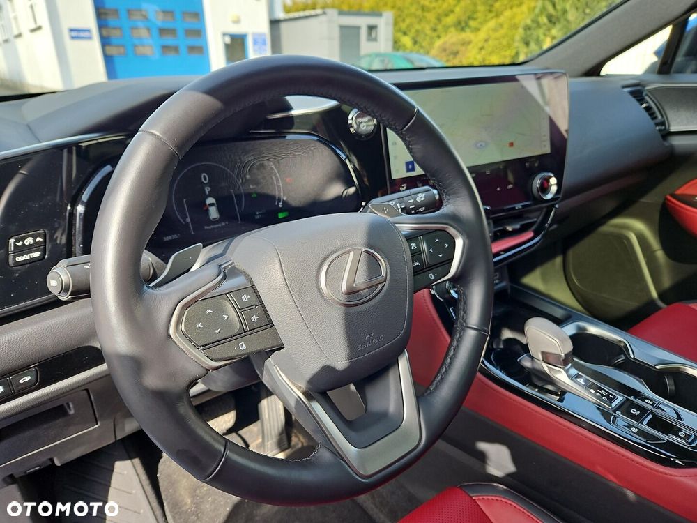 Lexus NX 350h Omotenashi AWD - 17