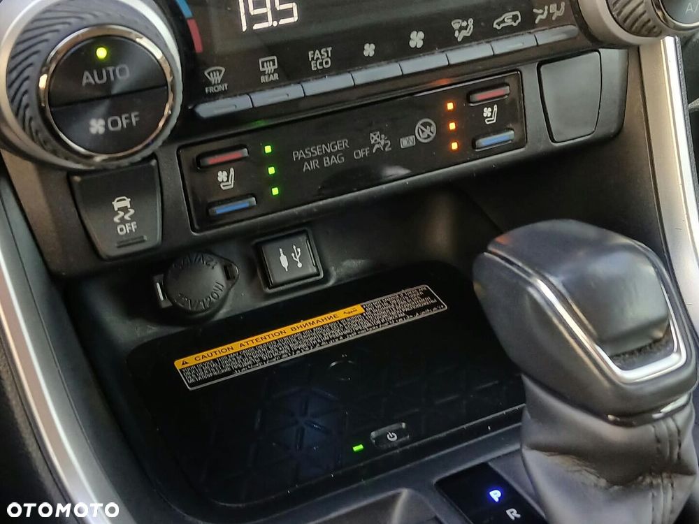 Toyota RAV4 2.5 Hybrid Executive 4x4 - 24