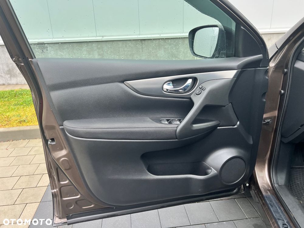 Nissan Qashqai 1.2 DIG-T N-Connecta - 19