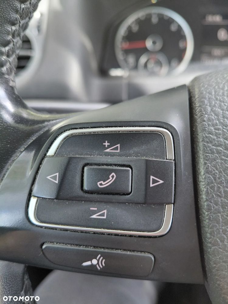 Volkswagen Tiguan - 38