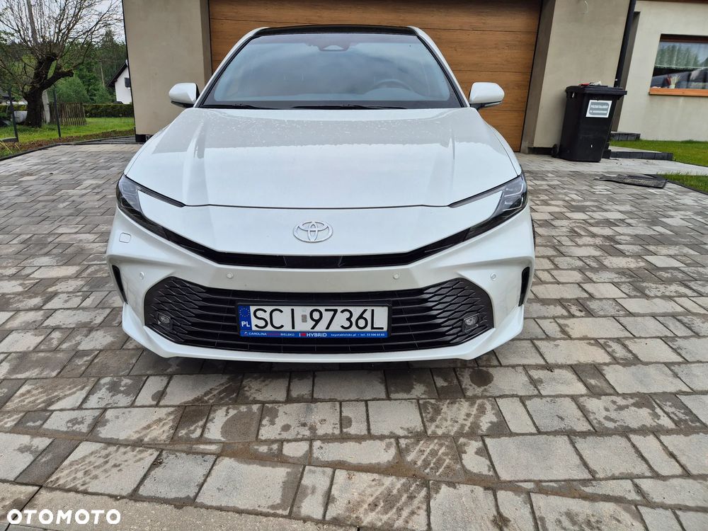 Toyota Camry 2.5 Hybrid Dynamic Force Prestige e-CVT - 2