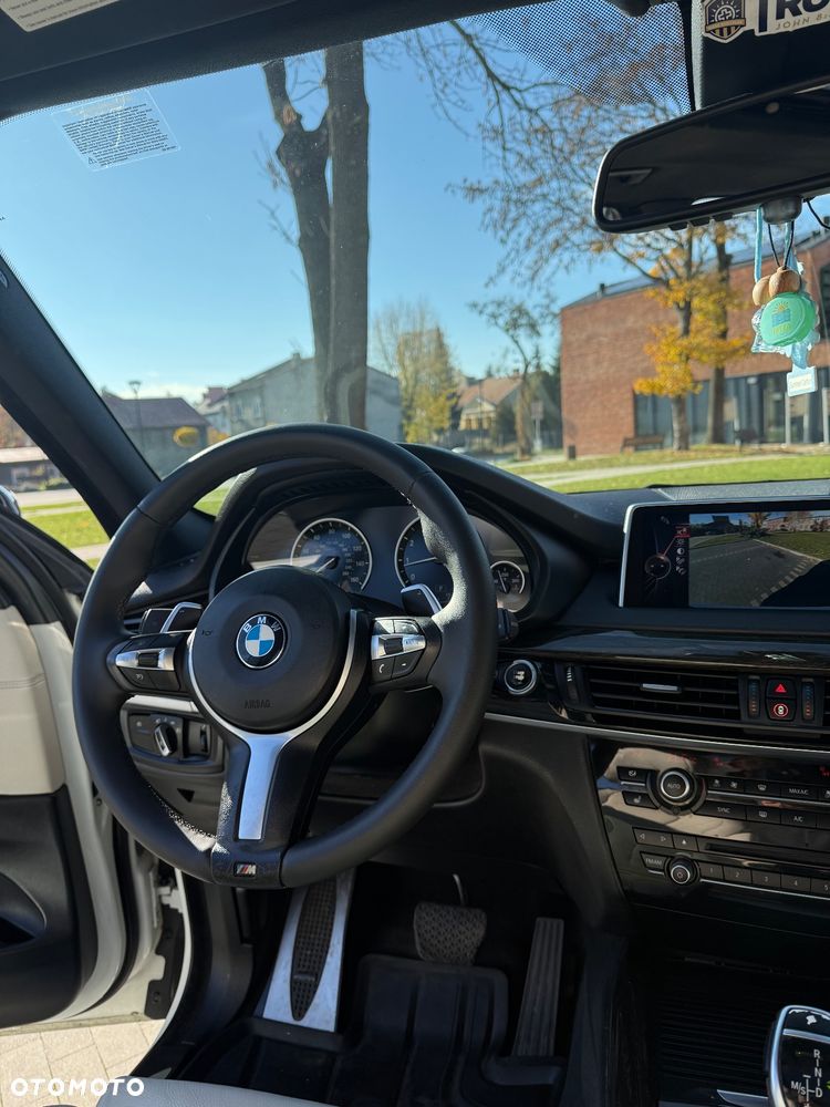 BMW X5 xDrive35i - 10