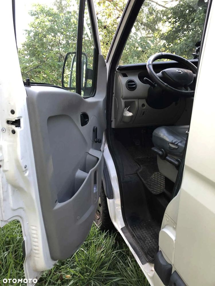 Nissan INTERSTAR II - 4