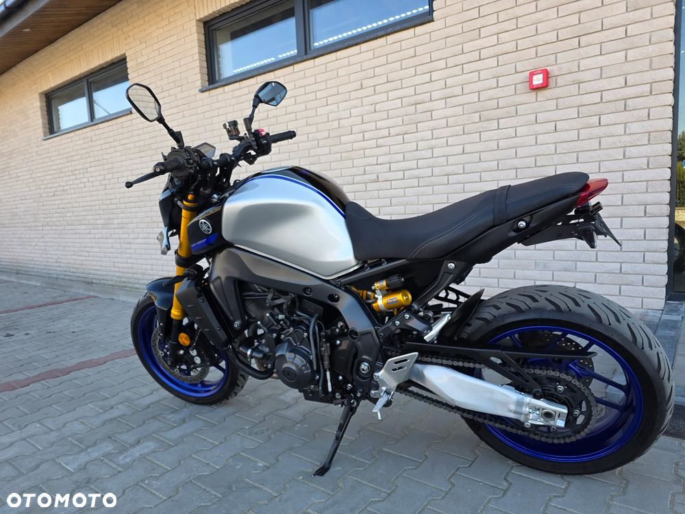 Yamaha MT - 7