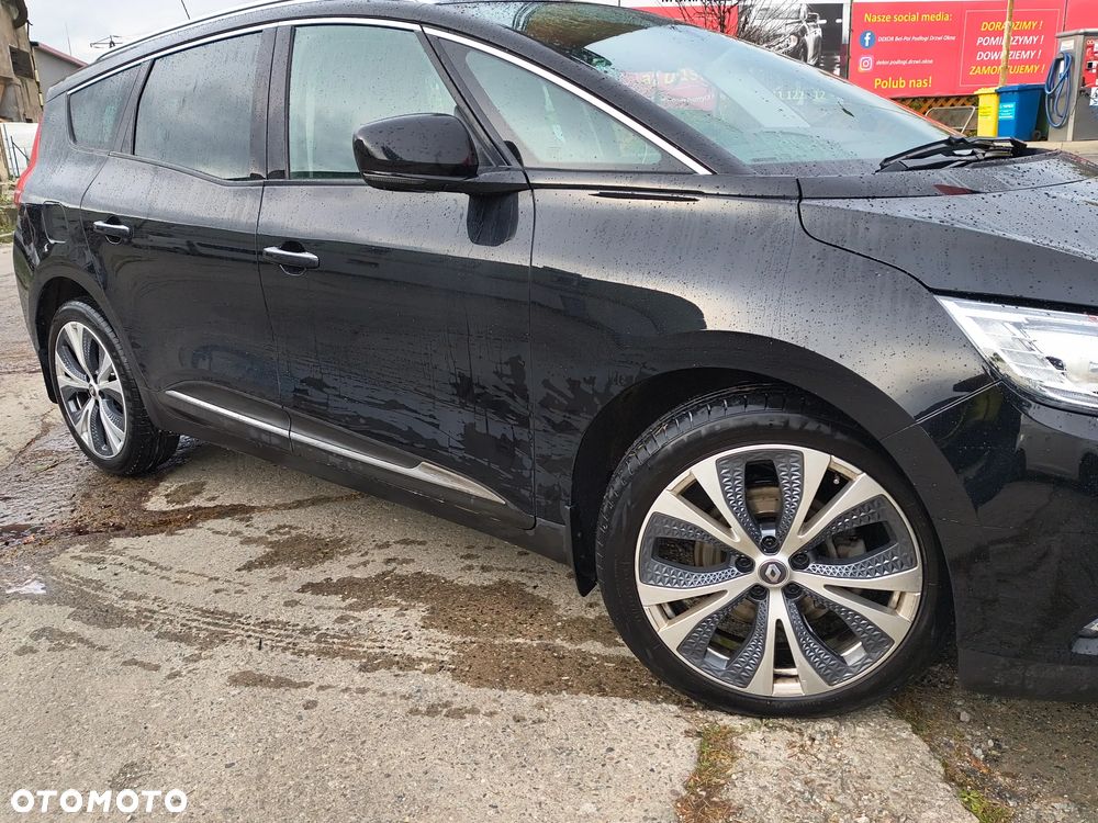 Renault Grand Scenic - 9