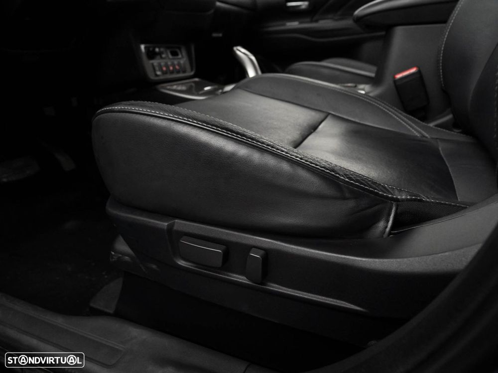 Mitsubishi Outlander 2.4 Instyle - 19