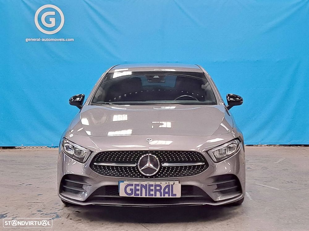 Mercedes-Benz A 180 7G-DCT AMG Line - 2
