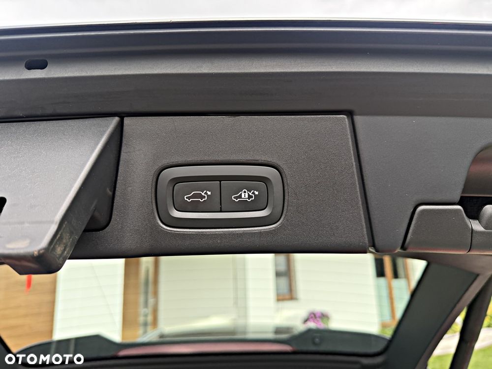 Volvo V90 T6 Recharge AWD Geartronic Inscription - 29