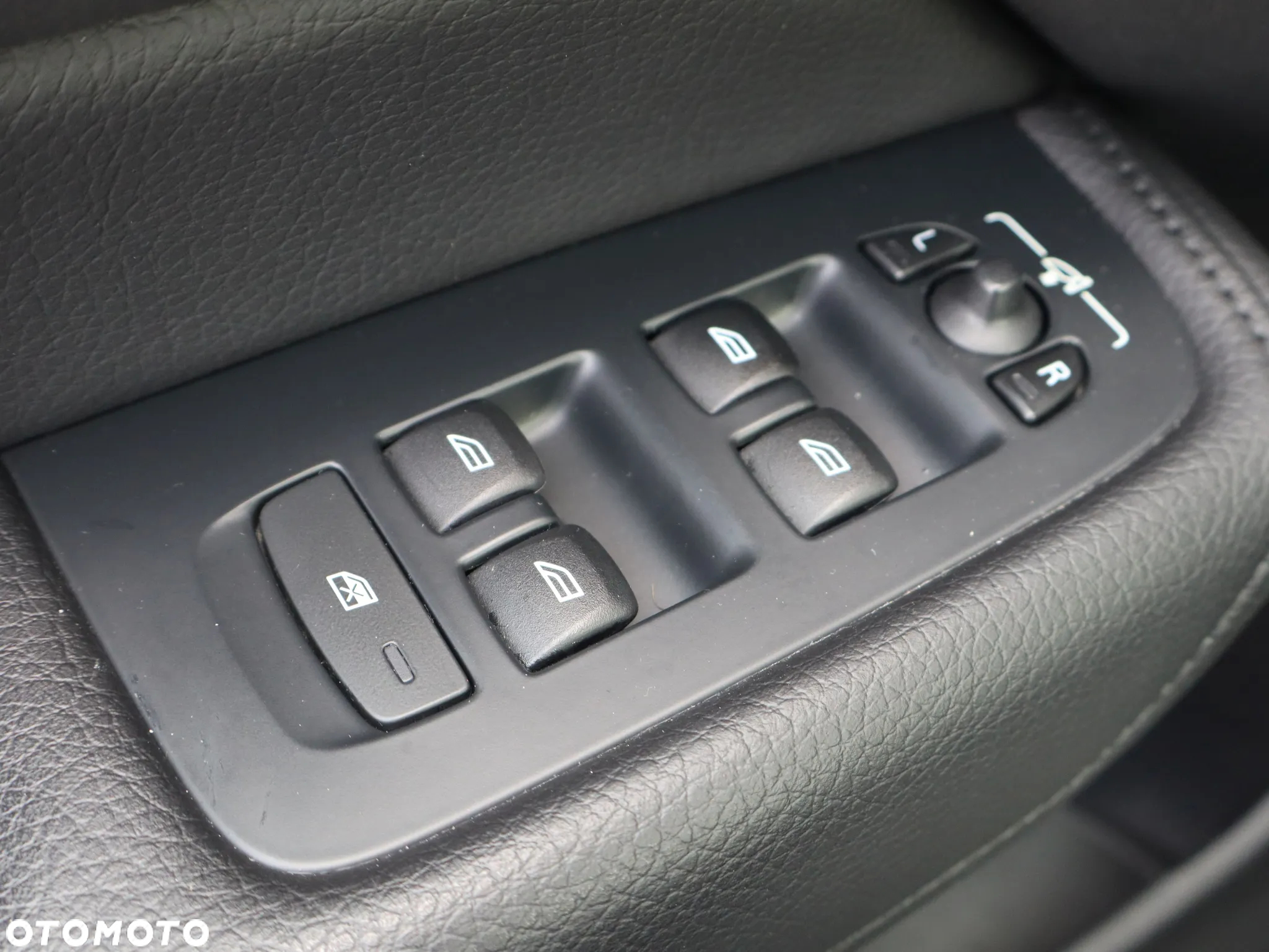 Volvo XC 60 D4 Inscription - 21