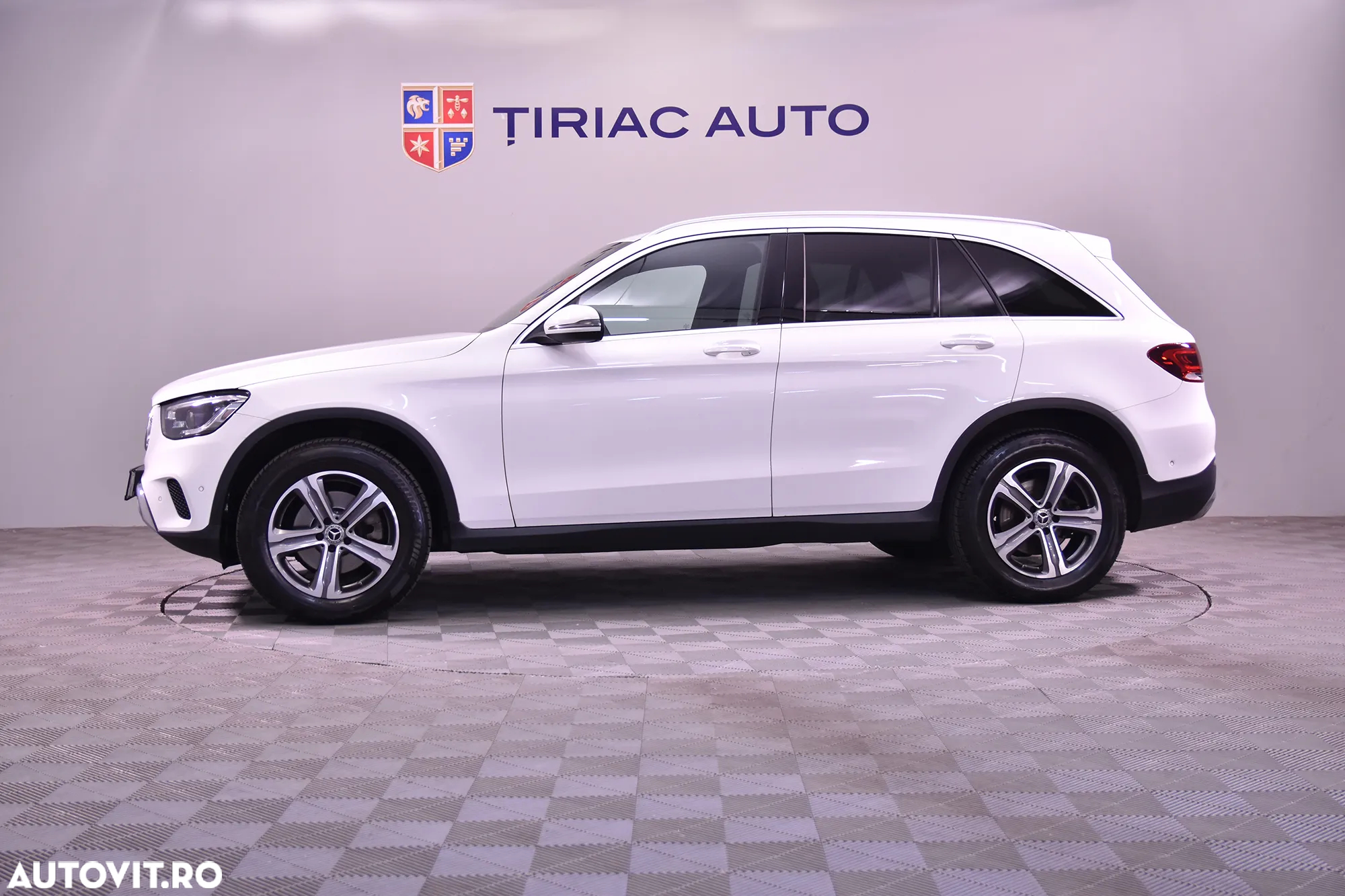 Mercedes-Benz GLC 220 d 4MATIC - 2