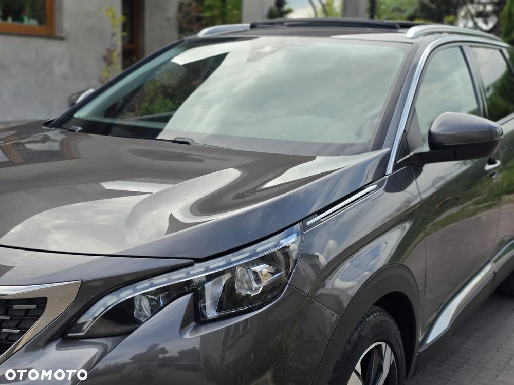 Peugeot 5008 - 5
