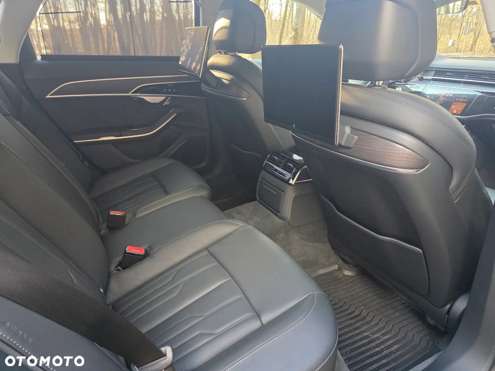 Audi A8 - 17