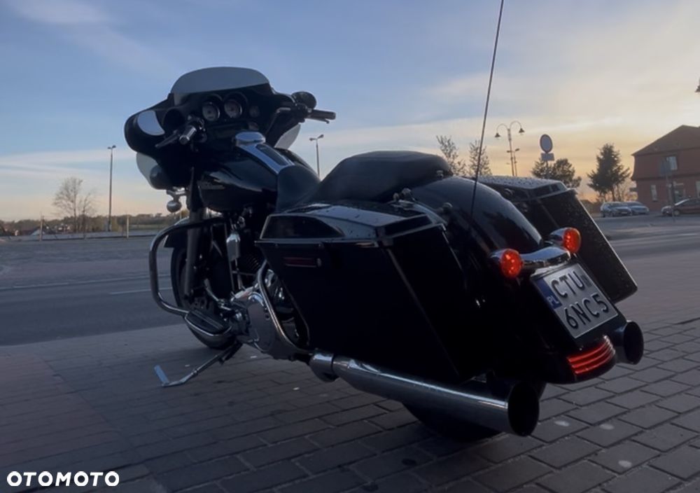 Harley-Davidson Touring Street Glide - 3
