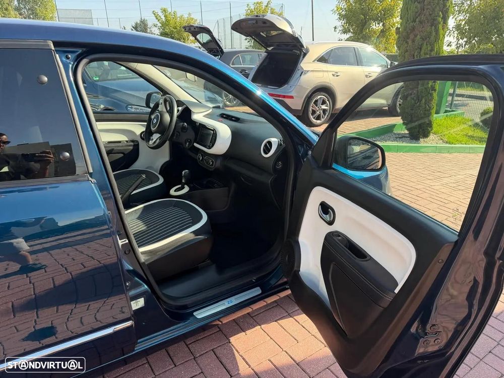 Renault Twingo Z.E. 22 Intens - 8