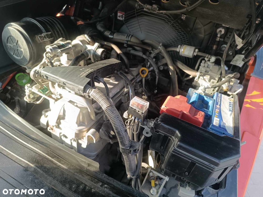 Toyota 8FG25 Kabina 2023 rok benzyna/gaz opony superelastyczne jak NOWY - 27