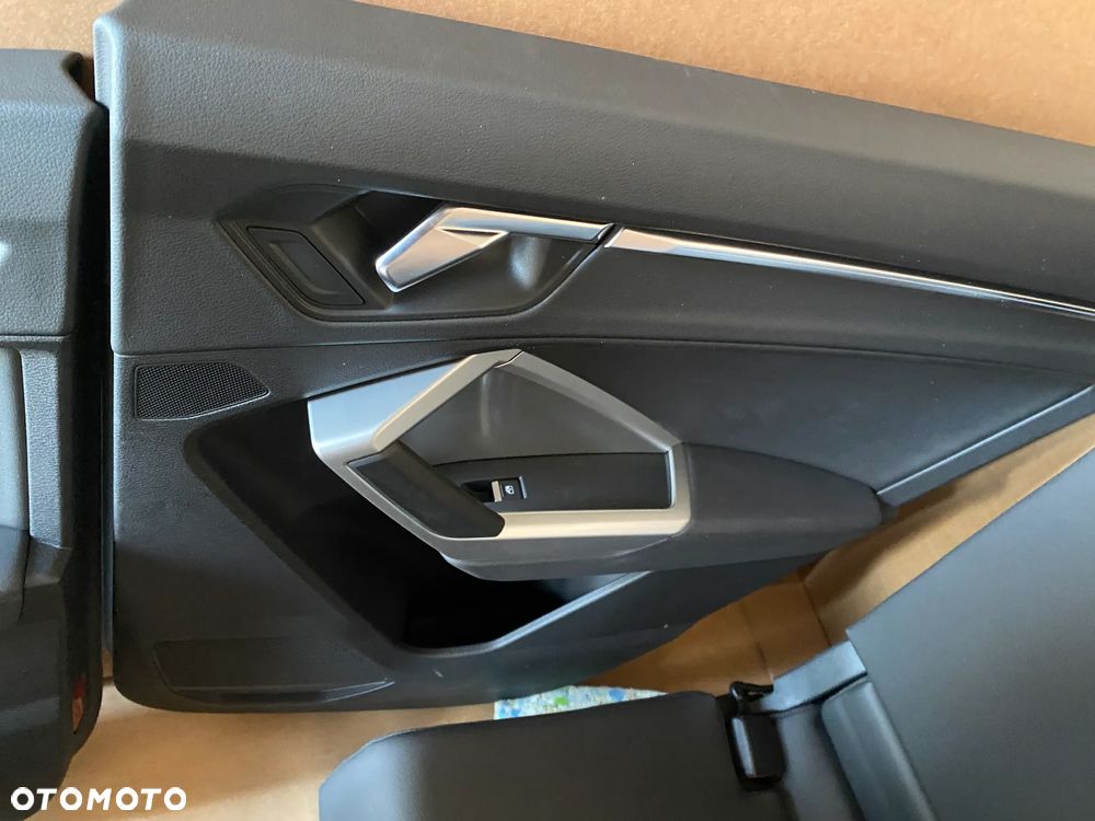 Audi Q3 83A kompletny środek Fotel fotele kanapa skóra boczki czarne 26km - 6