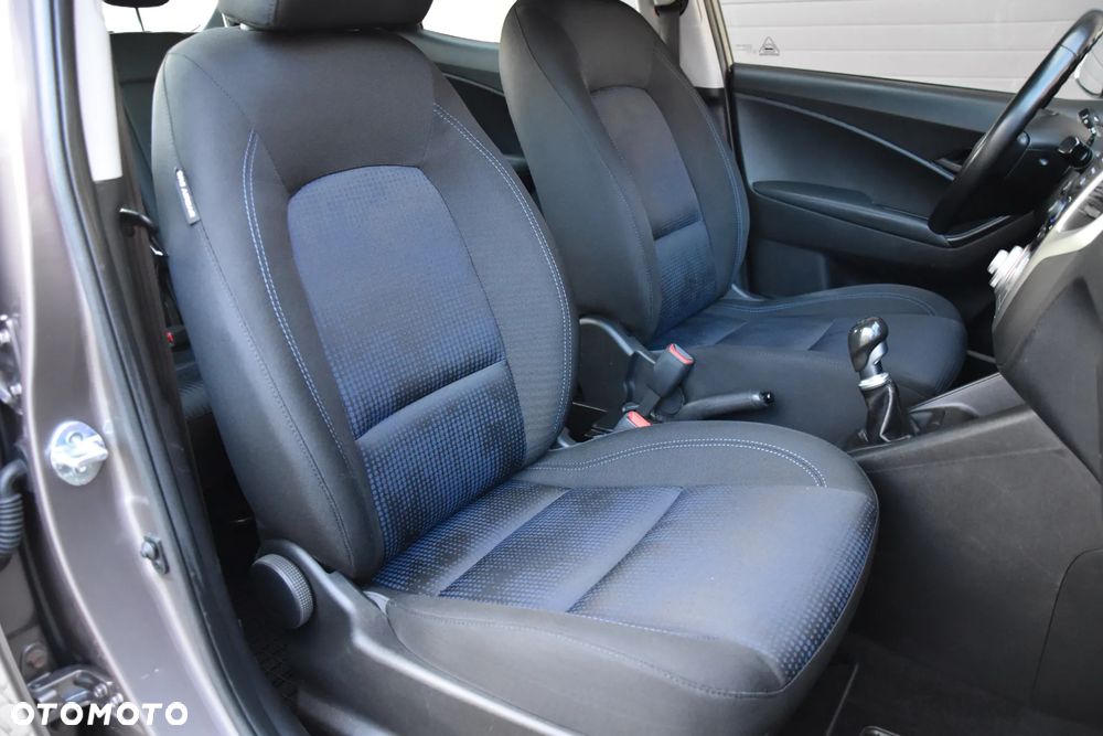 Hyundai ix20 1.4 blue YES Silver - 18
