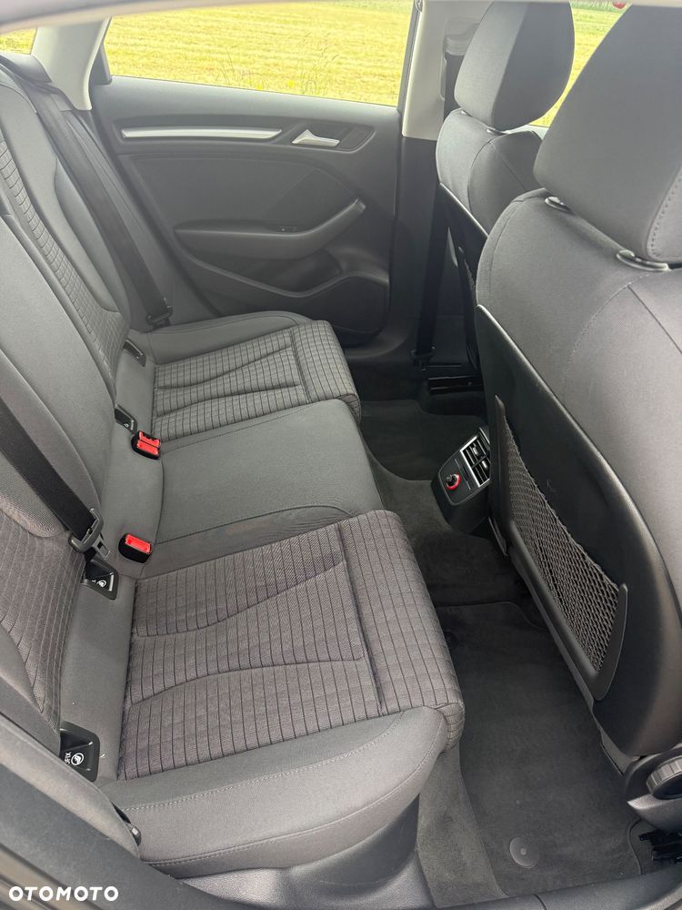 Audi A3 Limousine 1.6 TDI clean diesel Ambition S tronic - 19