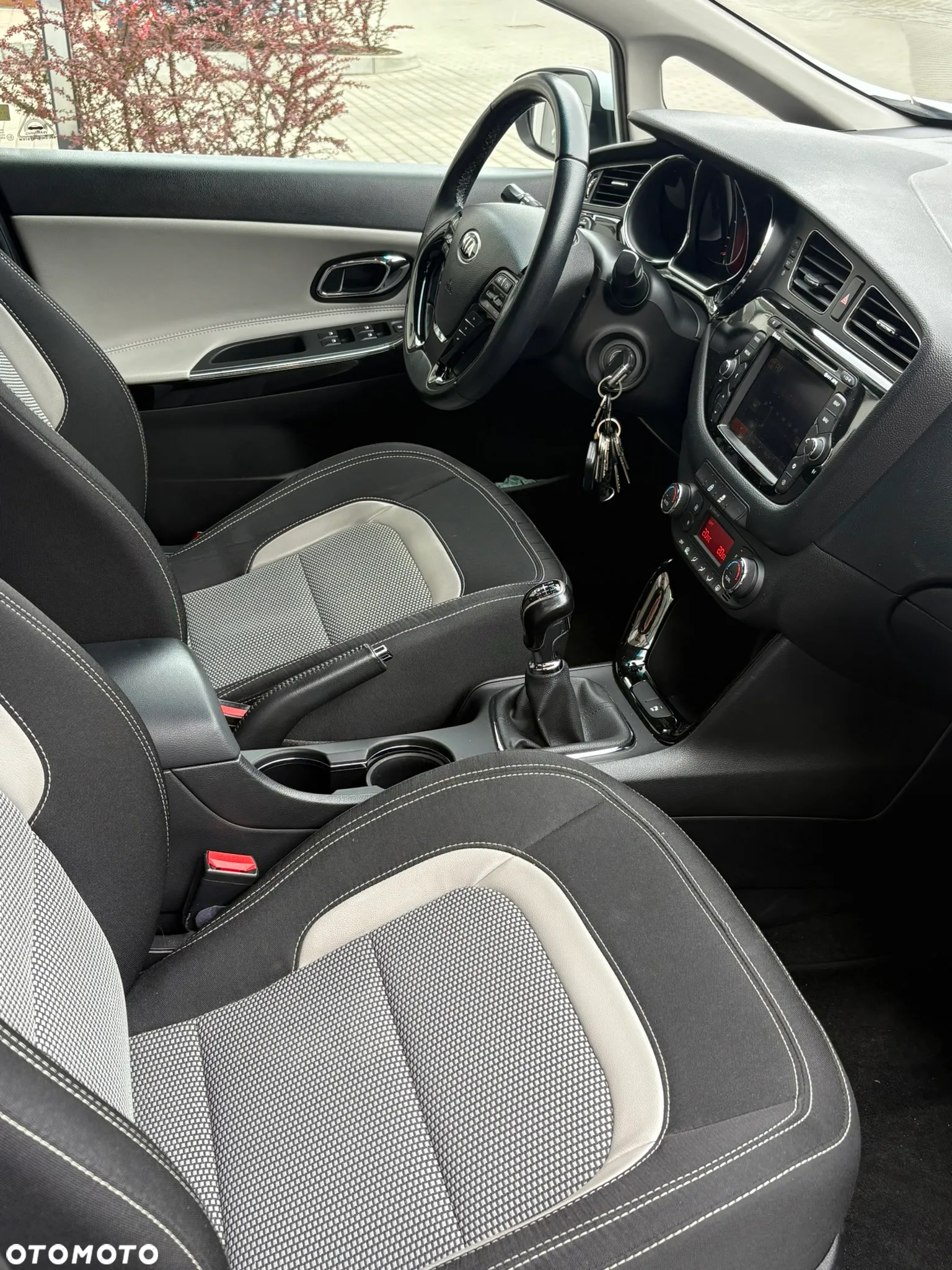 Kia Ceed Cee'd 1.6 GDI Business Line - 17