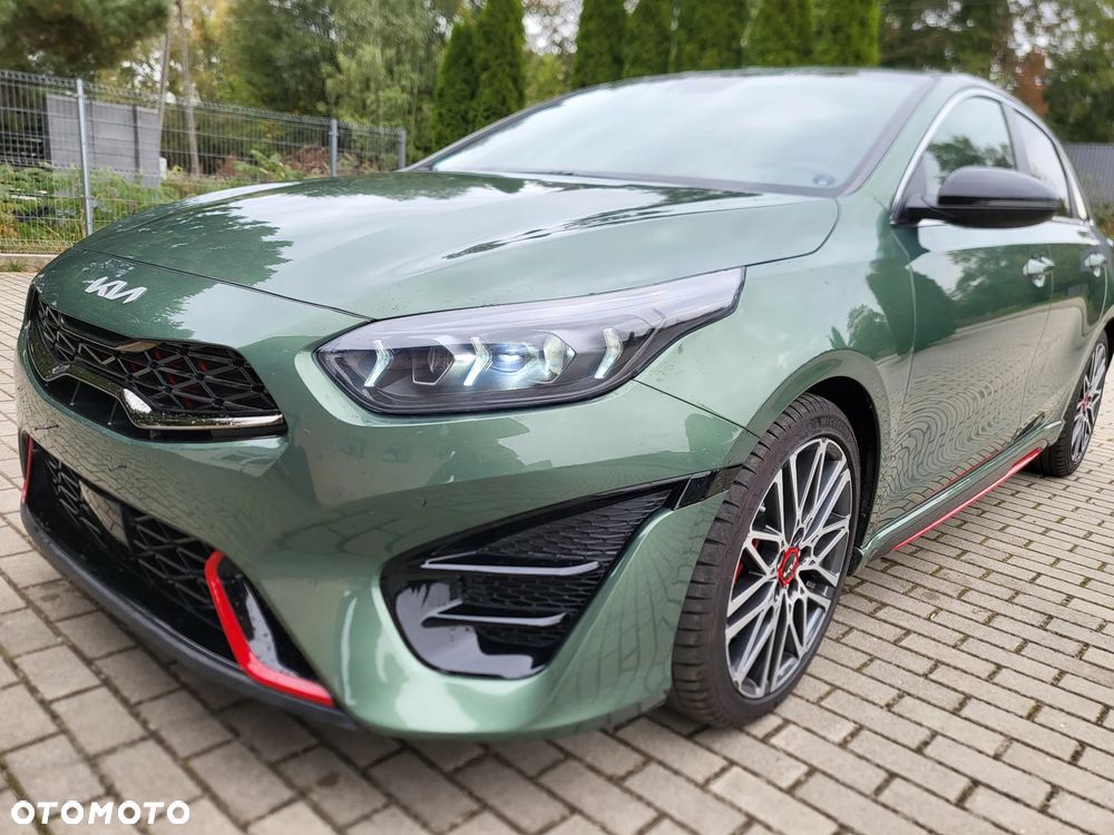 Kia Ceed 1.6 T-GDI GT DCT - 1