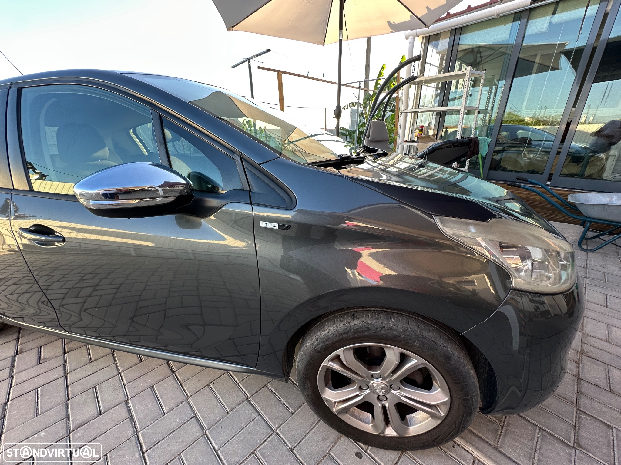 Peugeot 208 1.2 VTi SE Style - 9