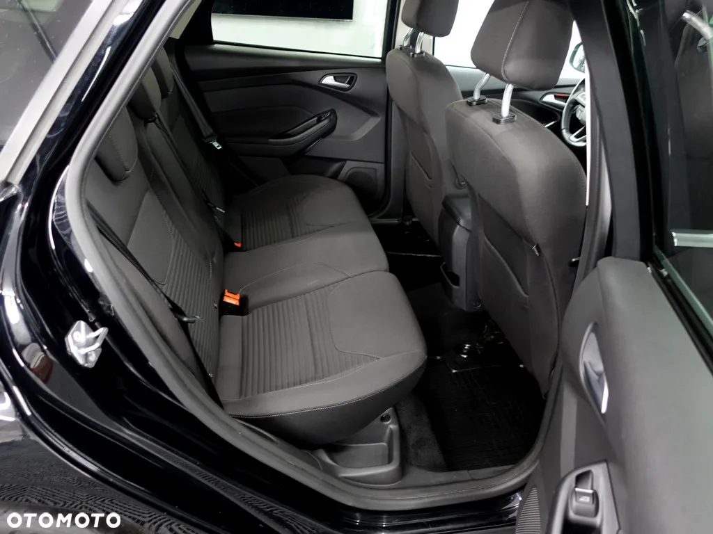 Ford Focus 1.5 EcoBoost Titanium - 9