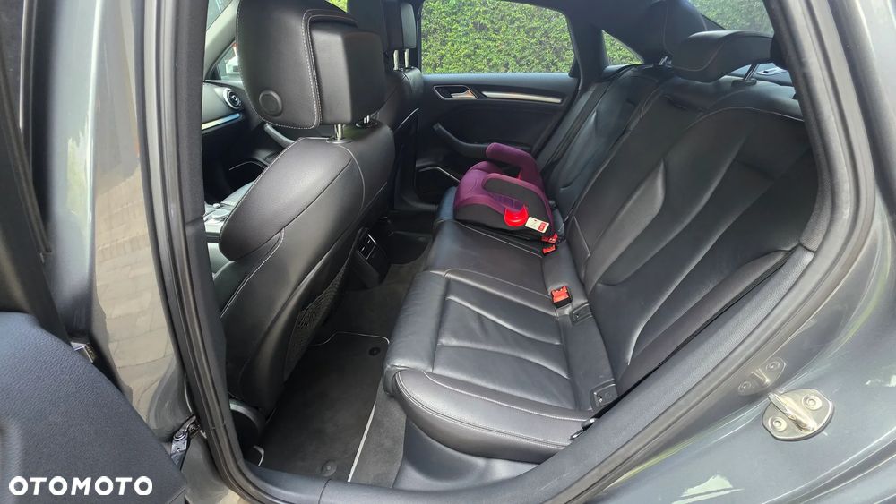 Audi S3 Limousine S tronic - 18
