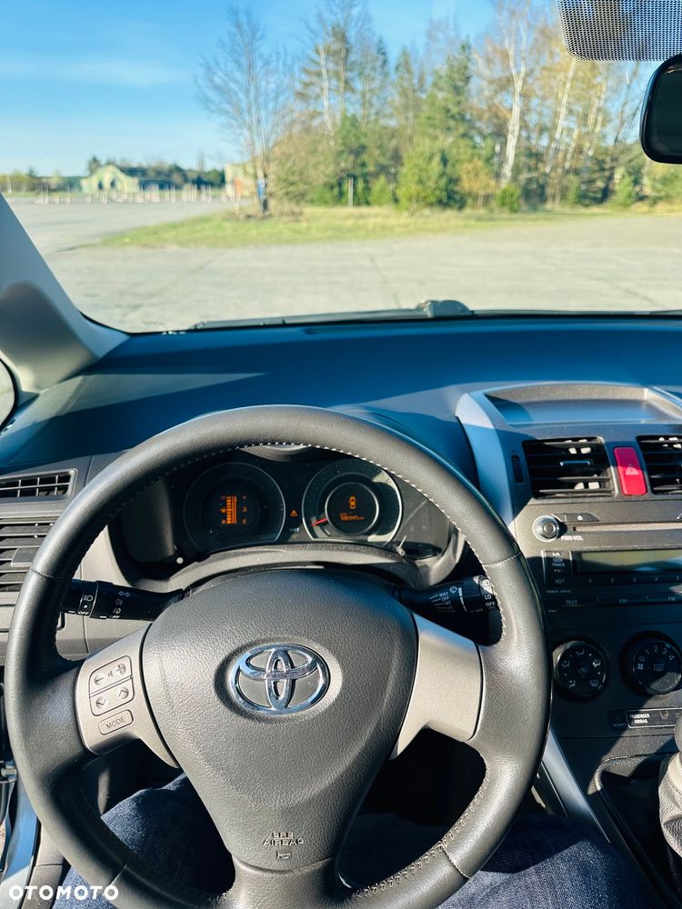 Toyota Auris 1.6 VVT-i Luna - 7