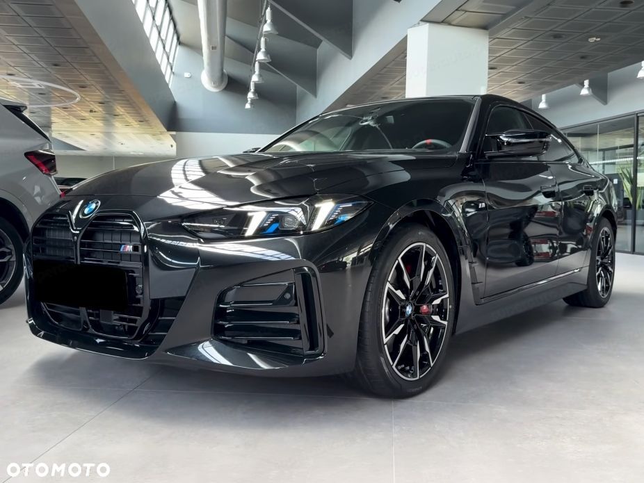BMW Seria 4 M440i xDrive mHEV - 2