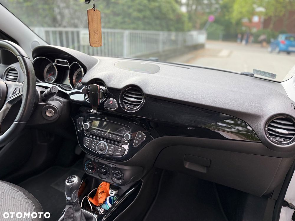 Opel Adam 1.2 - 18