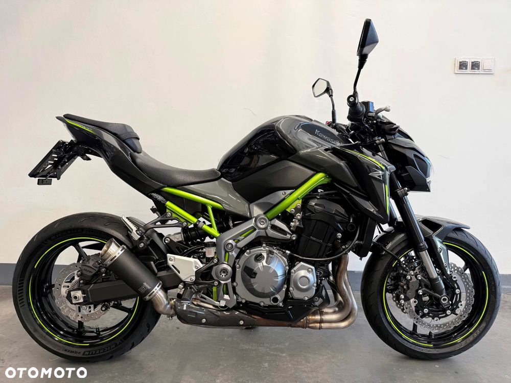 Kawasaki Z 900 - 3