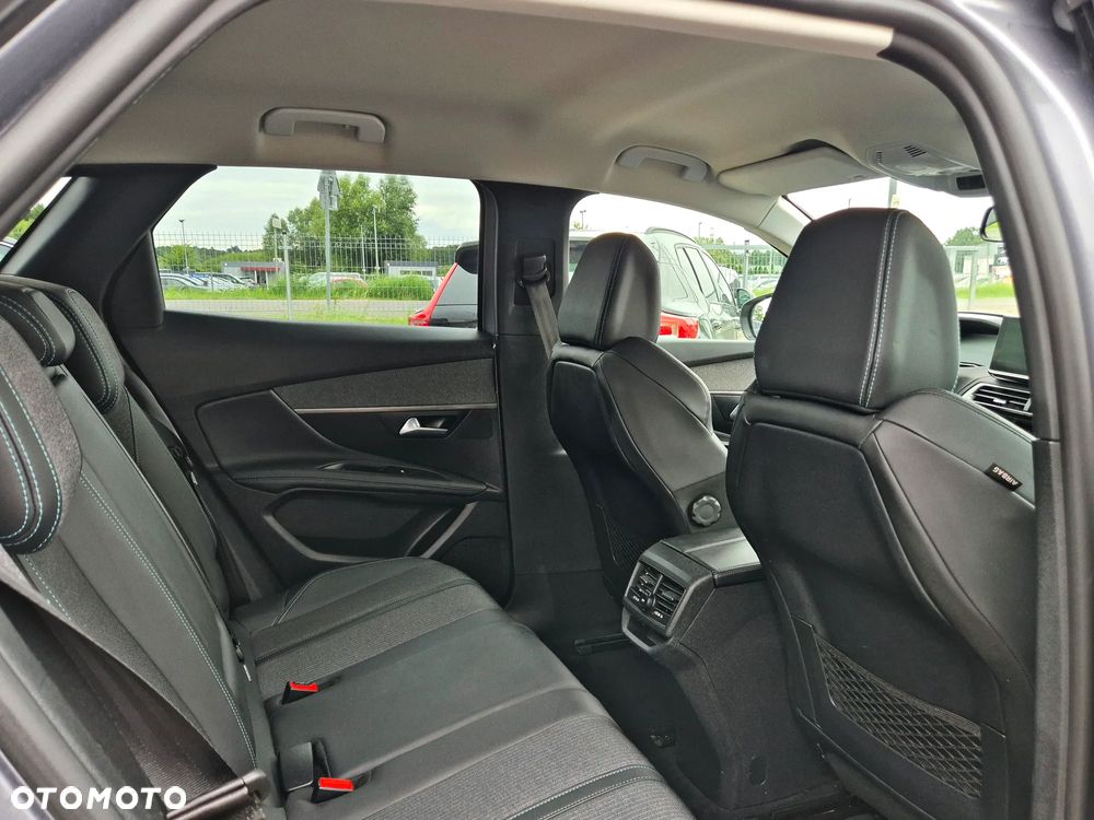 Peugeot 3008 1.5 BlueHDi Allure Pack S&S - 17