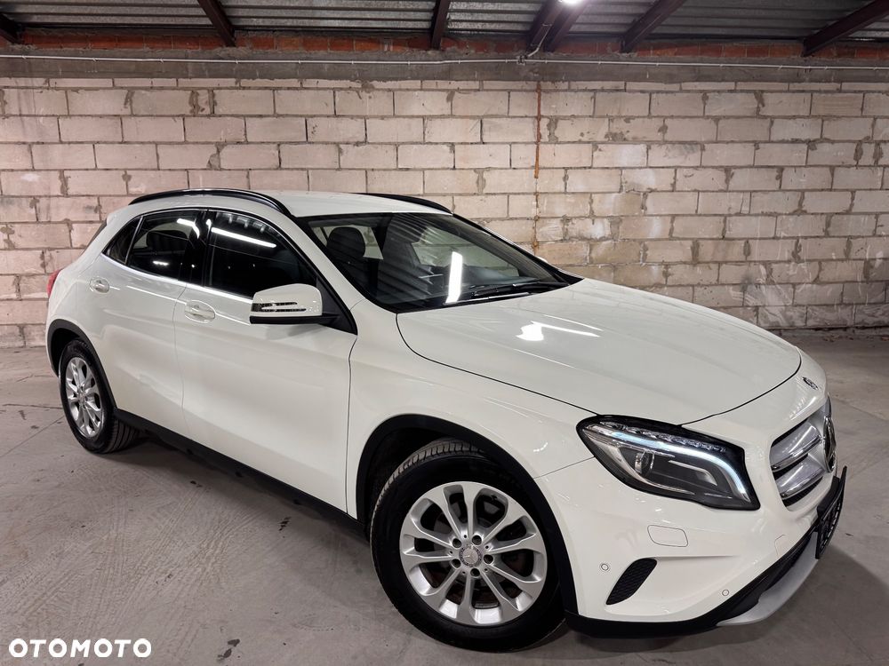 Mercedes-Benz Gla 2016 photo 2