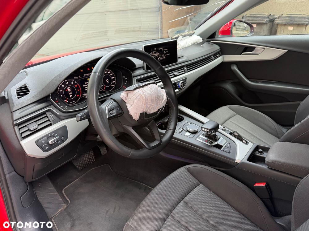 Audi A4 Limousine 35 TFSI mHEV S Line S tronic - 5