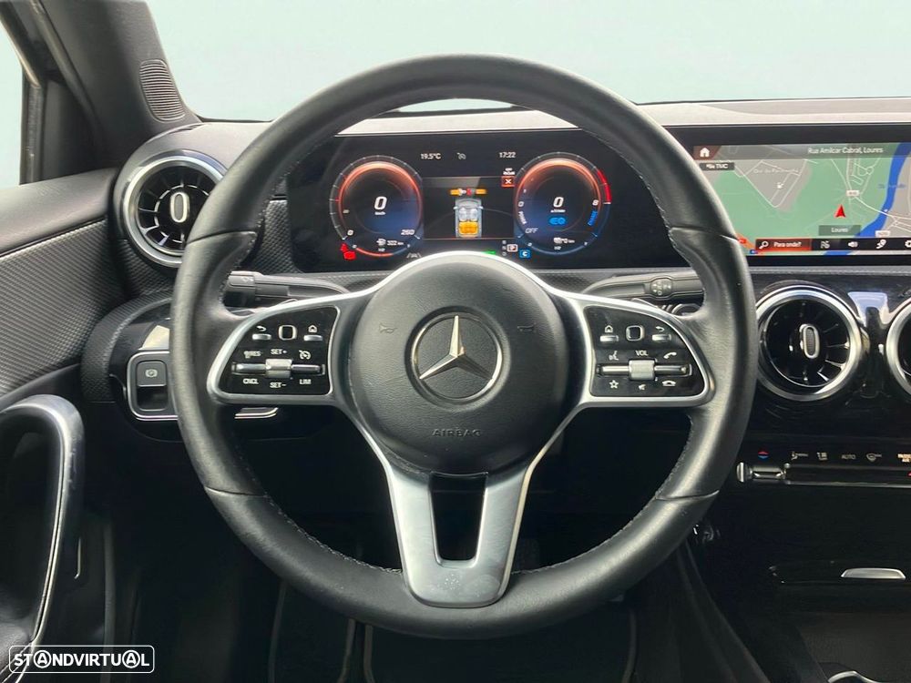 Mercedes-Benz A 250 Limousine - 21