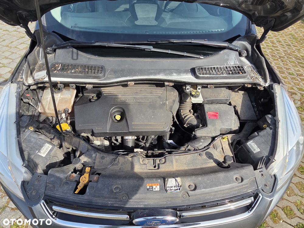 Ford Kuga 2.0 TDCi 4x4 Titanium - 39