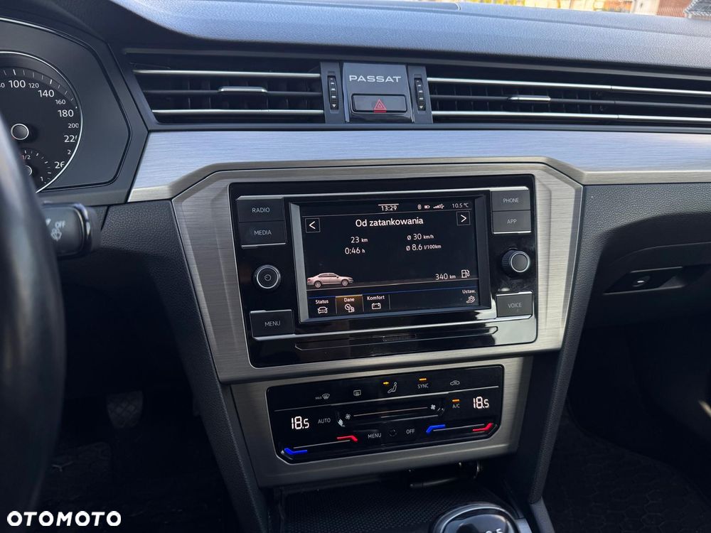 Volkswagen Passat 1.5 TSI EVO Essence - 9