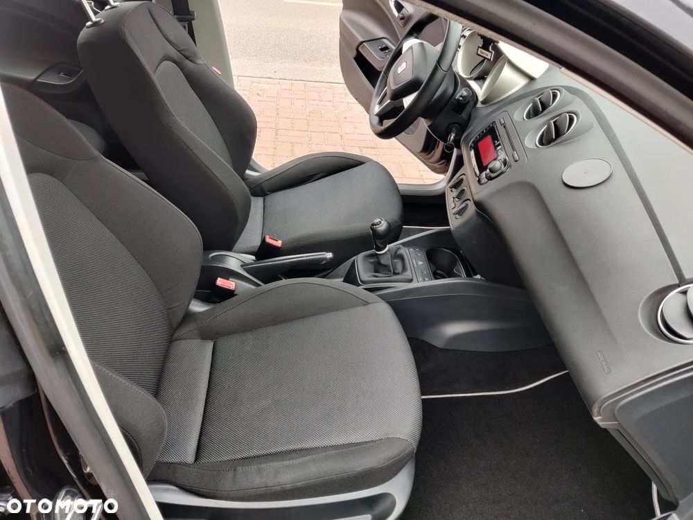 Seat Ibiza 1.6 16V Stylance - 26