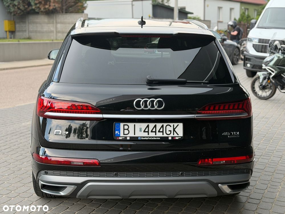 Audi Q7 - 33