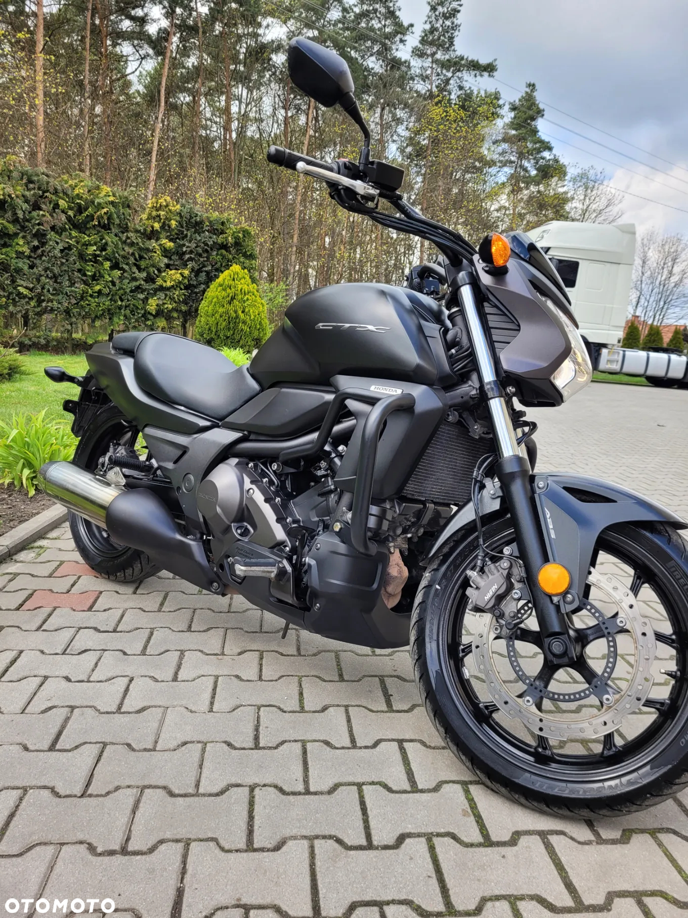 Honda CTX - 16