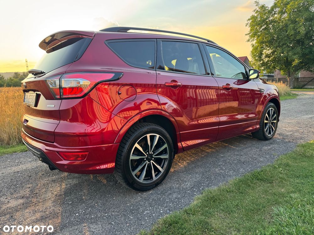Ford Kuga 1.5 EcoBoost 2x4 ST-Line - 13