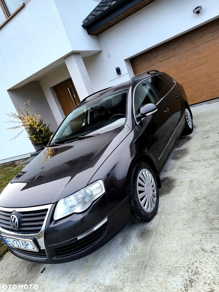 Volkswagen Passat 1.8 TSI Comfortline - 1