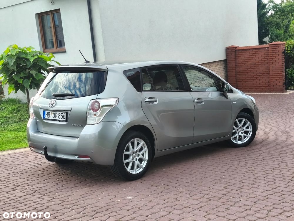Toyota Verso 1.8 Sol plus NAVI - 2