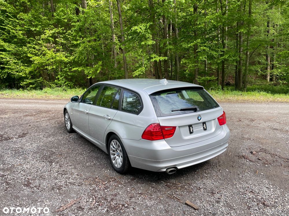 BMW Seria 3 320d DPF - 5