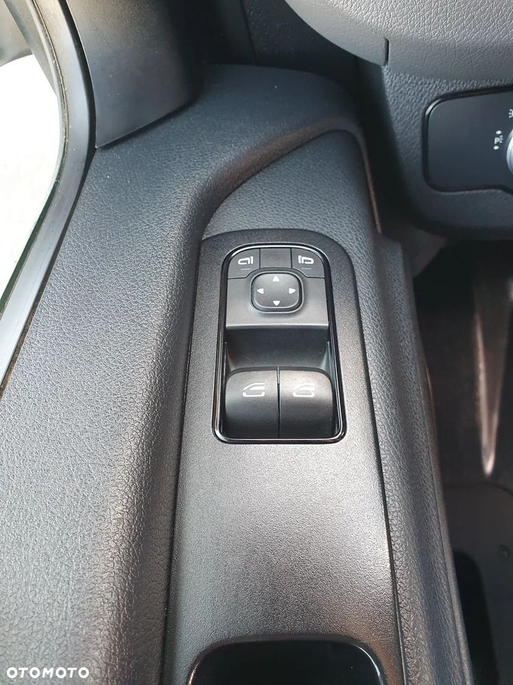 Mercedes-Benz Sprinter - 19