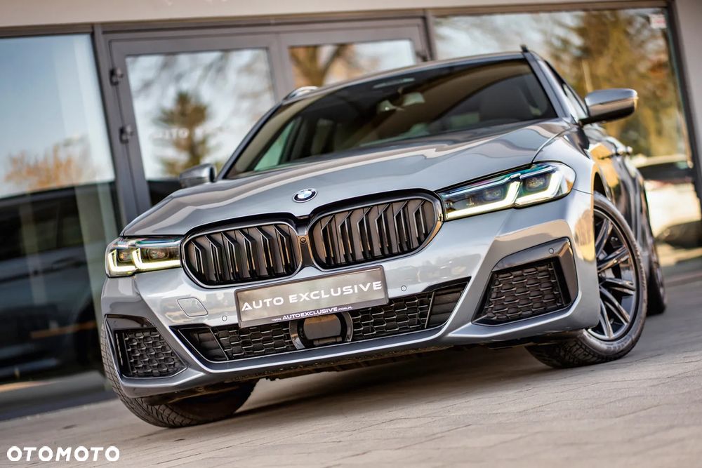 BMW Seria 5 530d xDrive M Sport Edition - 9